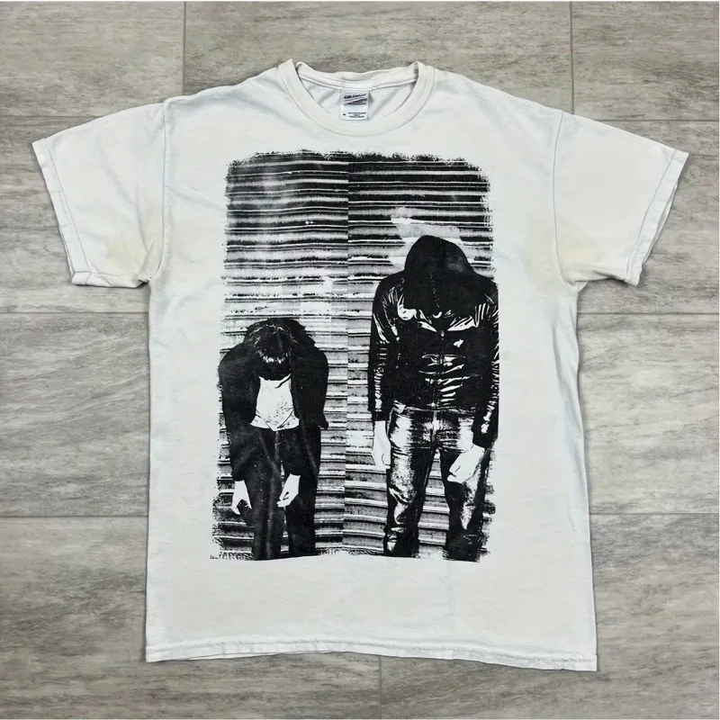 Summer New Neutral Casual Fashion T-shirt Retro Crystal Castle Band Album Men's T-shirt