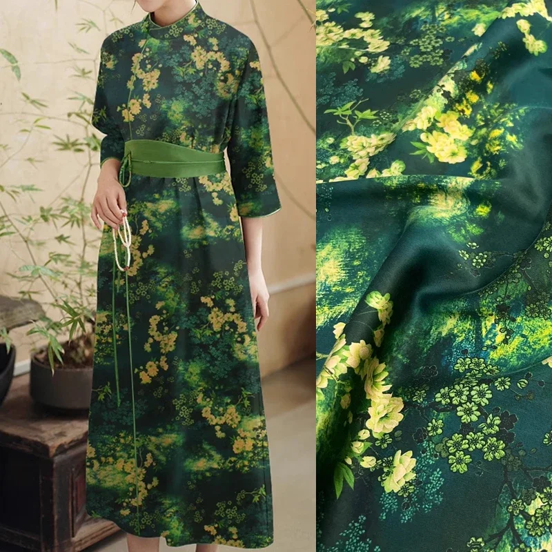 

Luxurious 118CM Wide Silk Spandex Fabric with Green Plants Print - Perfect for Dress & Cheongsam - D1251