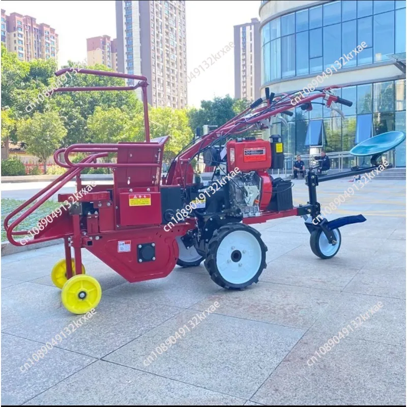 Fully automatic corn single-row harvester, household small hand-held corn harvester with corn stalks