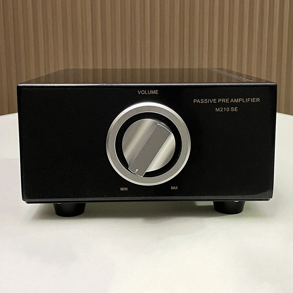 

Passive Preamplifier Audio Booster - Gain 2.5× - No Power Required - For CD/Streamer/Bluetooth