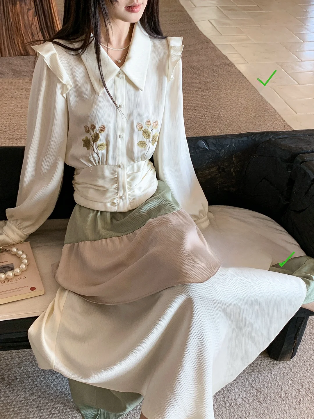 

Elegant Long Sleeve Embroidered Waist-Cinching Shirt for Girls Stylish Top Cotton French Sleeve Thin Non-Stretch Summer Shirt