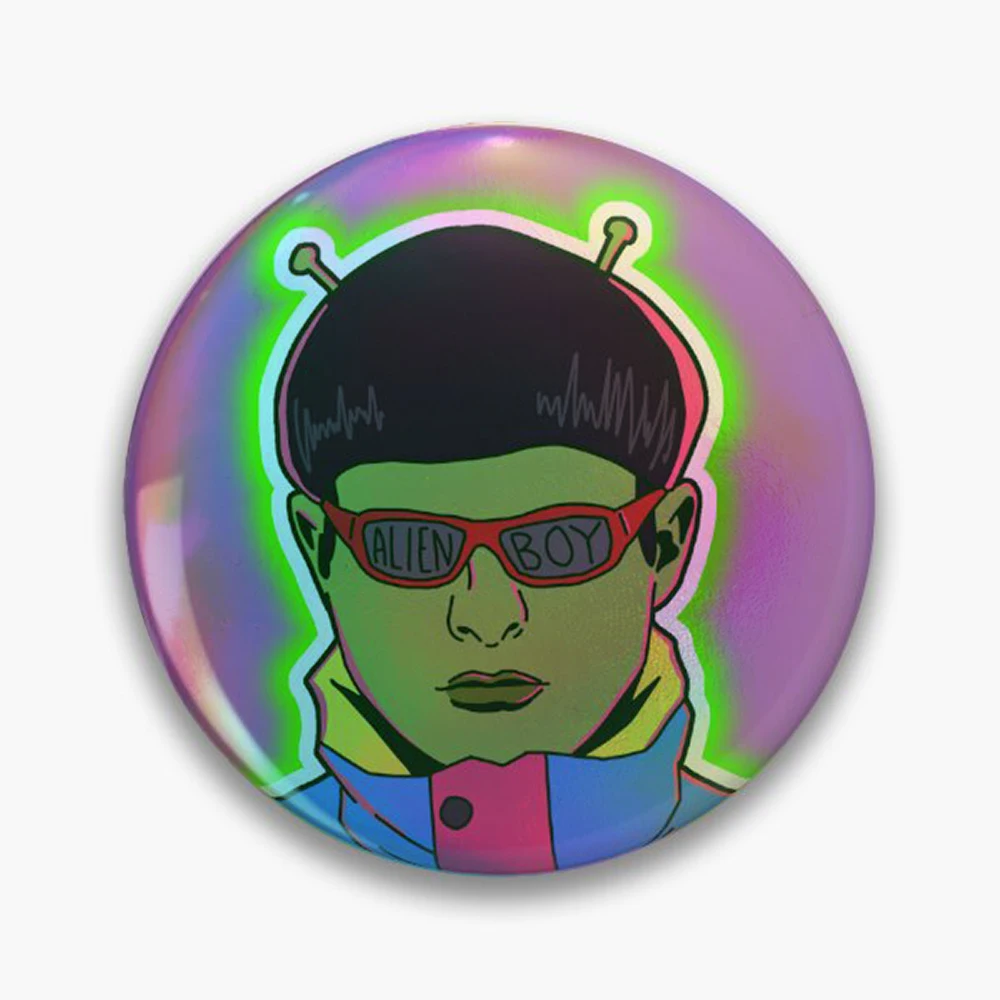 oliver tree alien boy Pin Holographic Star Heart Pin Brooches Laminated Button Fashion Accessory