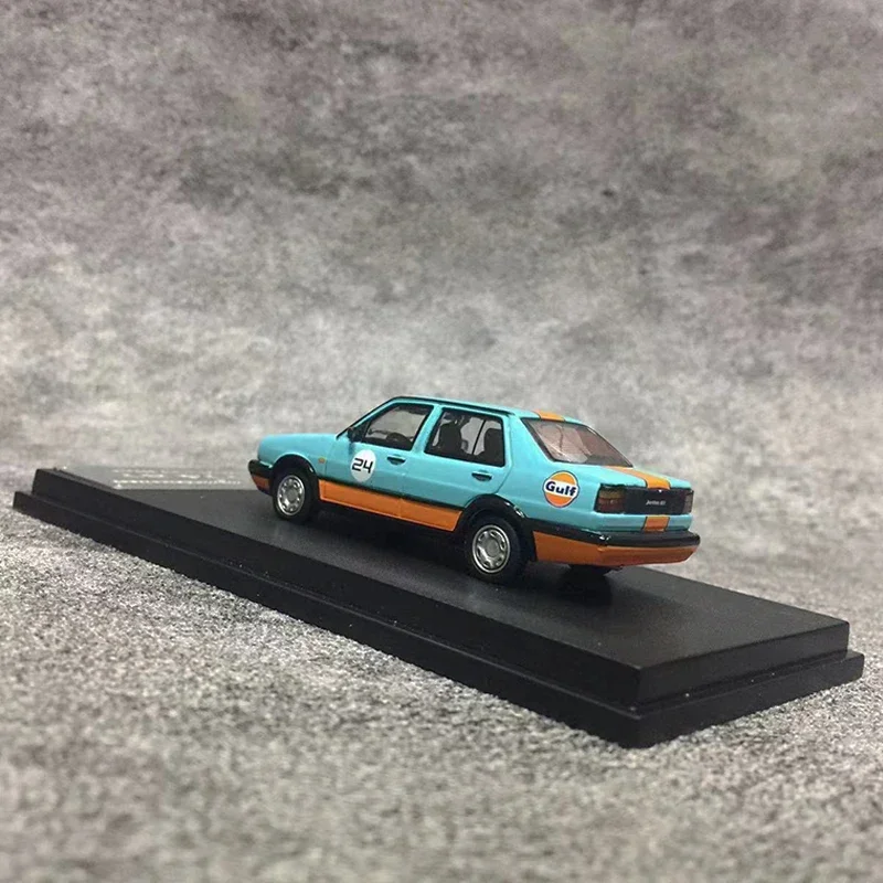 MC 1:64 Model Car Jetta GT Alloy Die-cast Vehicle - Gulf 2 Color Version Collection