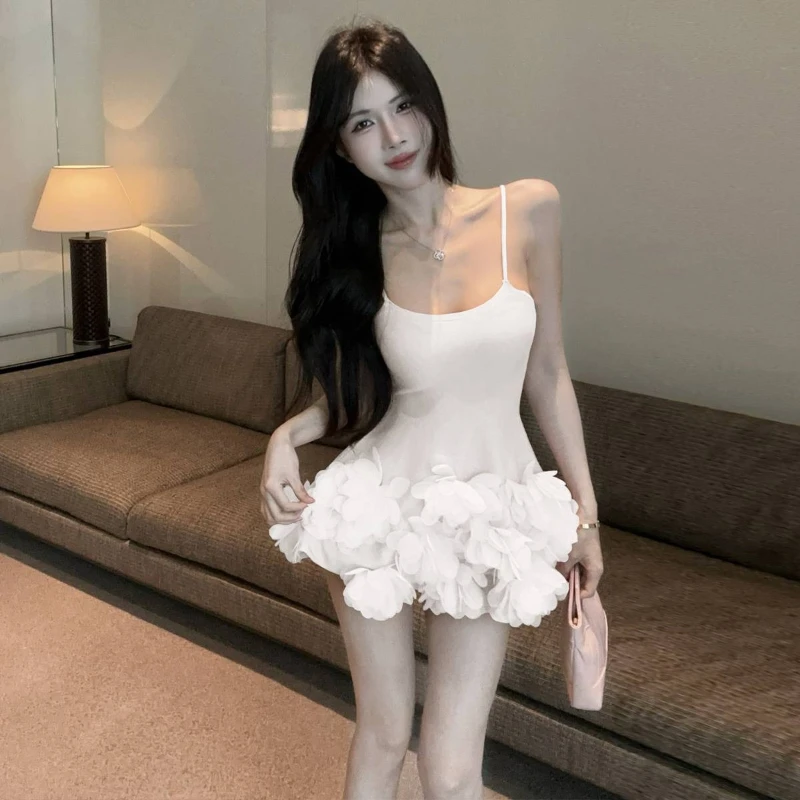 

Модное белое платье с 3D цветочным пэчворком, мини-платье на тонких бретелях, без рукавов, облегающее, для женщин