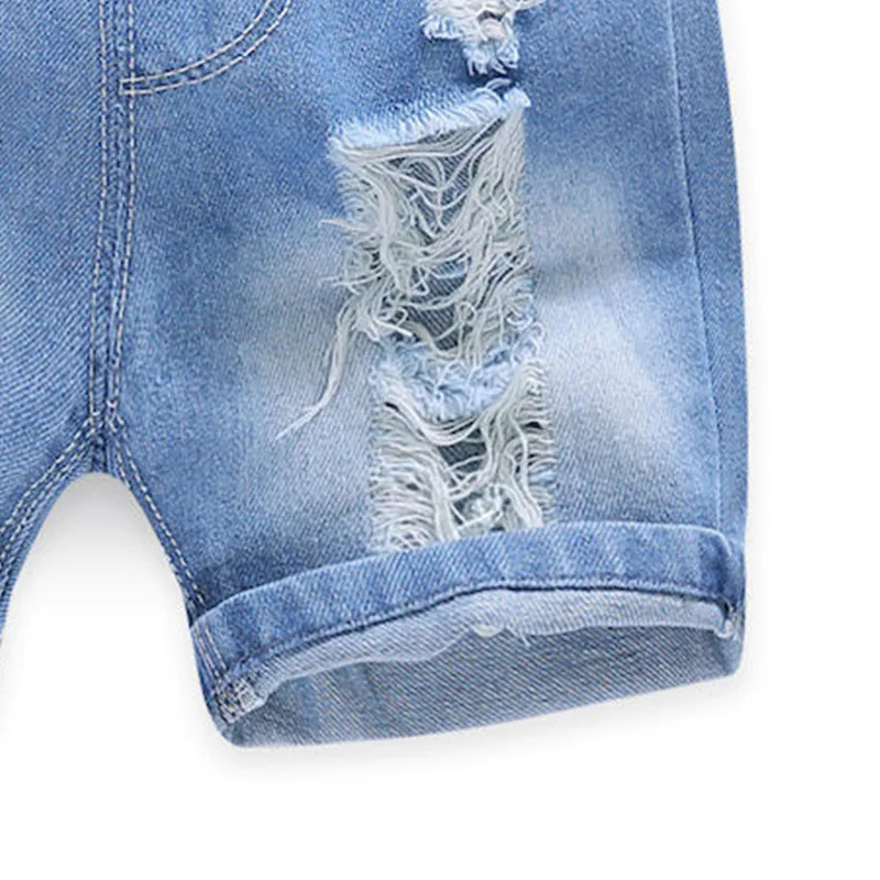 Summer Children's Pants Boys' Ripped Denim Shorts Baby Wearing 2025 Summer New Boy Loose Five Quarter Pants Trend 90-140cm