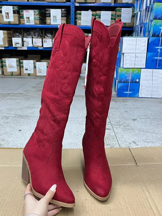 

Women's Faion Long Tube Boots Western Cowboy Boot High t Pure Color Velvet Head Turned up Thi Heel Spring Autumn