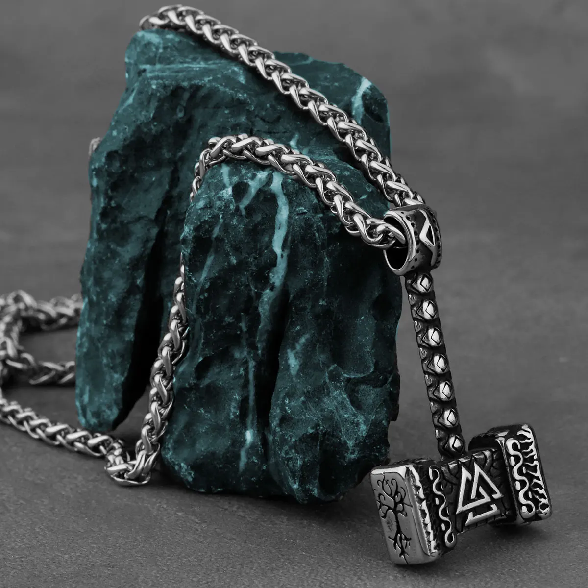 Nordic 316L Stainless Steel Thor's Hammer Pendant Necklace Men and Women Simple Creative Punk Amulet Necklace Jewelry Wholesale - view 3