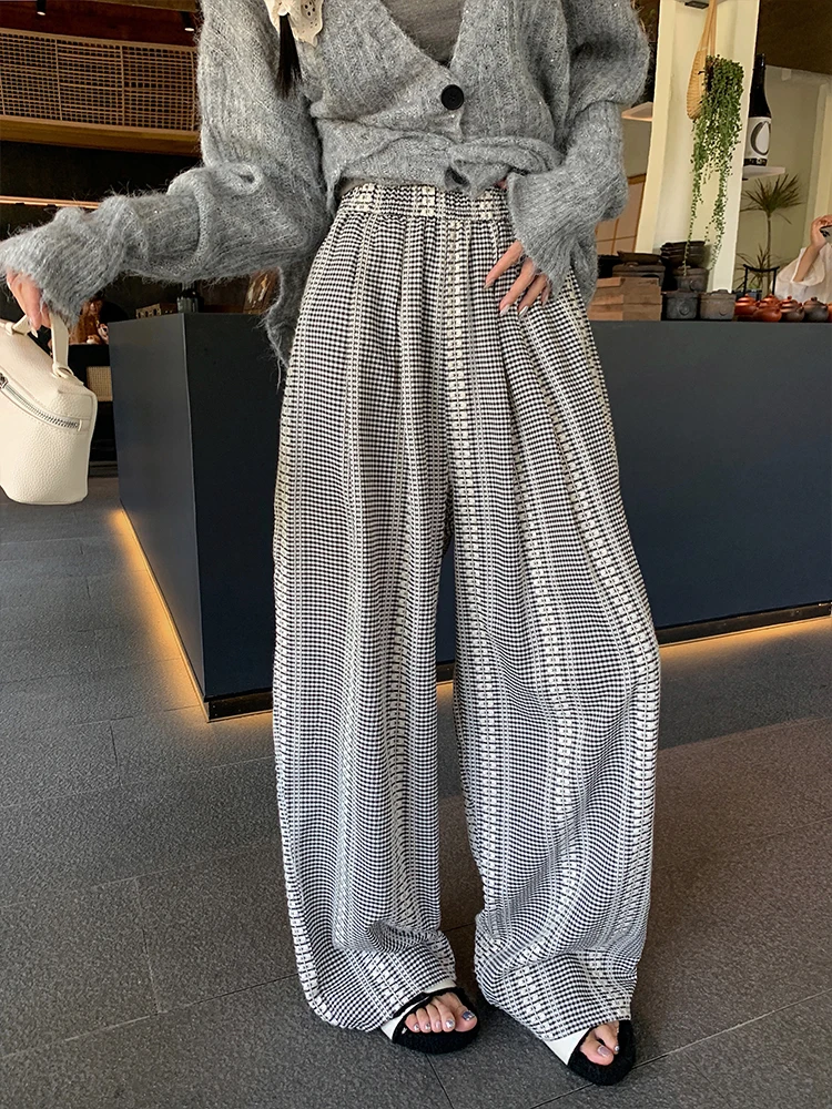 

QOERLIN Embroidered Plaid Wide Leg Pants Women's Loose Elastic Waist Casual Trousers Korean Fashion Casual Pocket Straight Pants