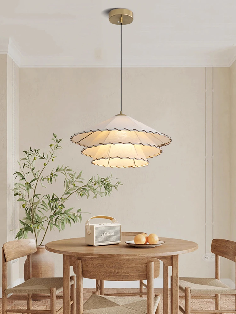 Nordic Fabric LED Lampa wisząca Restauracja Sypialnia Jadalnia Dekoracja domu Żyrandol Kreatywny bawełniany lniany kapelusz Lustre Lampa