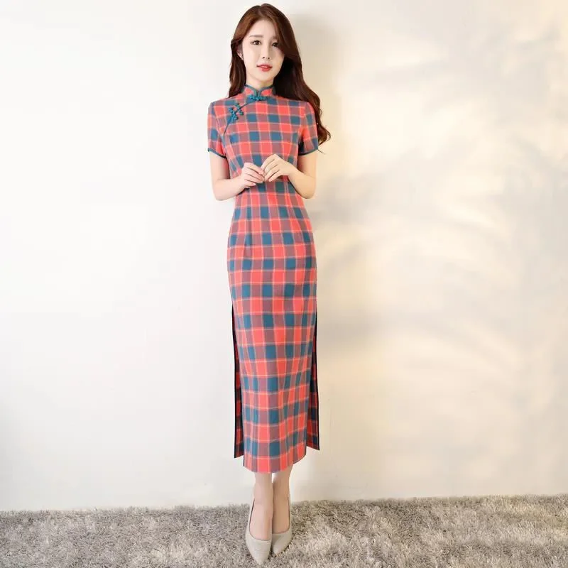 Lmproved Women Cheongsam Long Section 2022 New Young Girl Literary Plaid Retro Chinese Style Daily Dress Commuter Short Sleeves