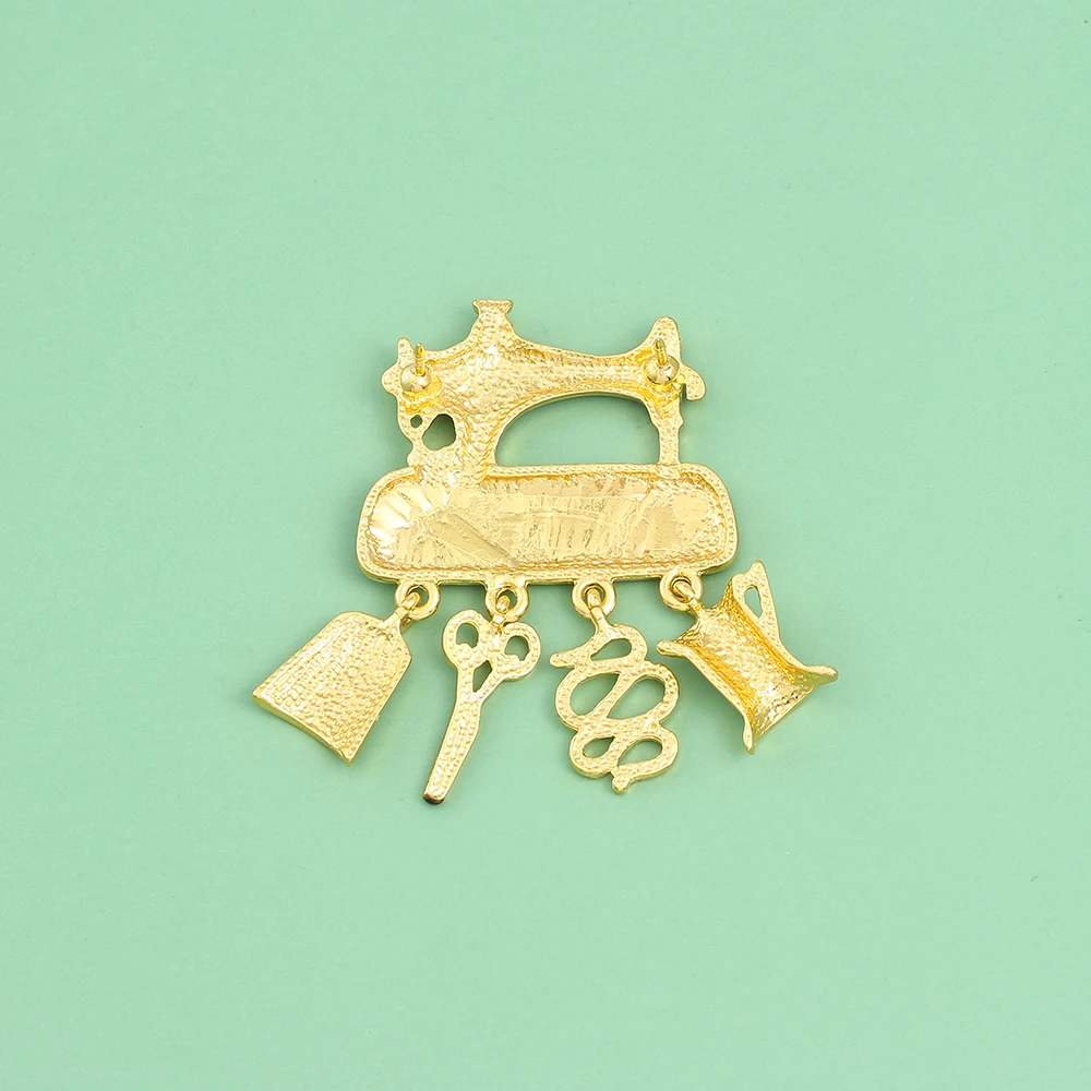 Vintage Sewing Machine Enamel - Vintage Brooch Pin 评论和价格