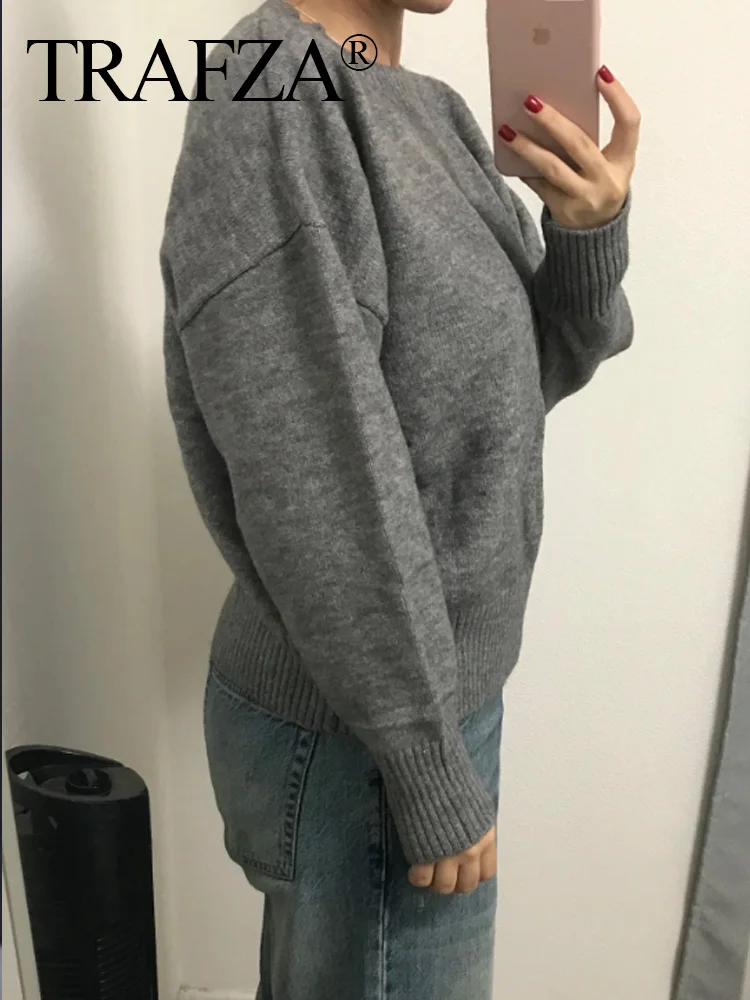 TRAFZA 2024 Women Gray Sweater Autumn Winter Long Sleeve Versatile Casual Loose Pullover O-Neck Solid Knitted Cropped Sweater