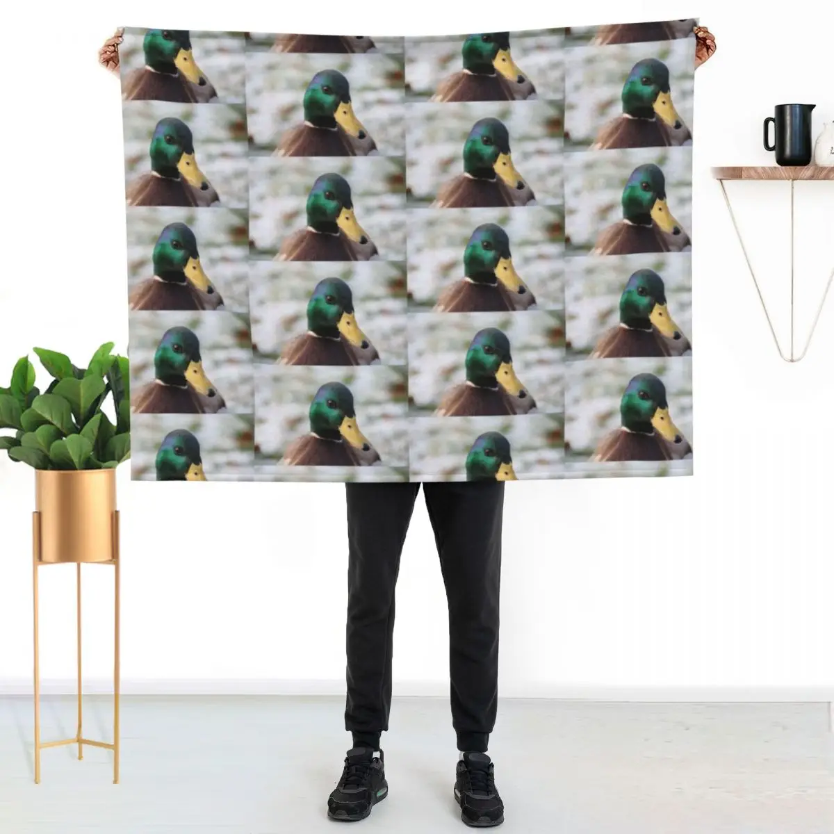 Duck watching you Throw Blanket Heavy Thermals For Travel Sofa Throw Moving Sleeping Bag Travel Blankets