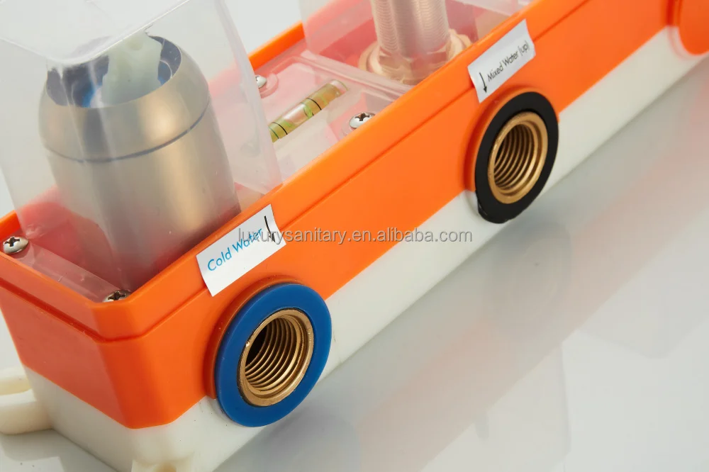 High Quality 10 Years Guarantee Fashion Style Gold Brush Pvd Color Bathroom Concealed Shower Set