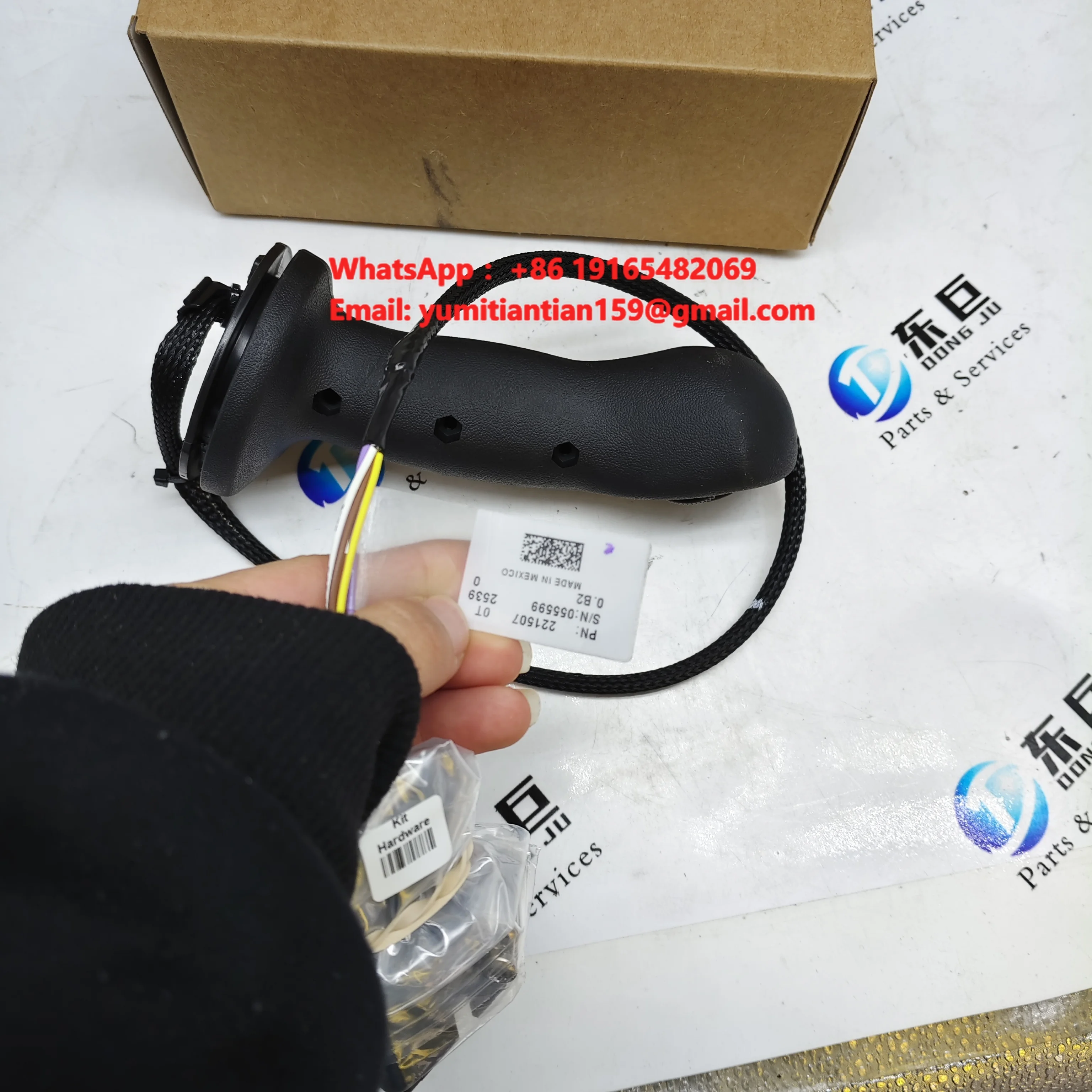 Proman   493-2744 4932744 the Right Control Lever Handle Is Suitable for Material Handling Machines and Excavators.