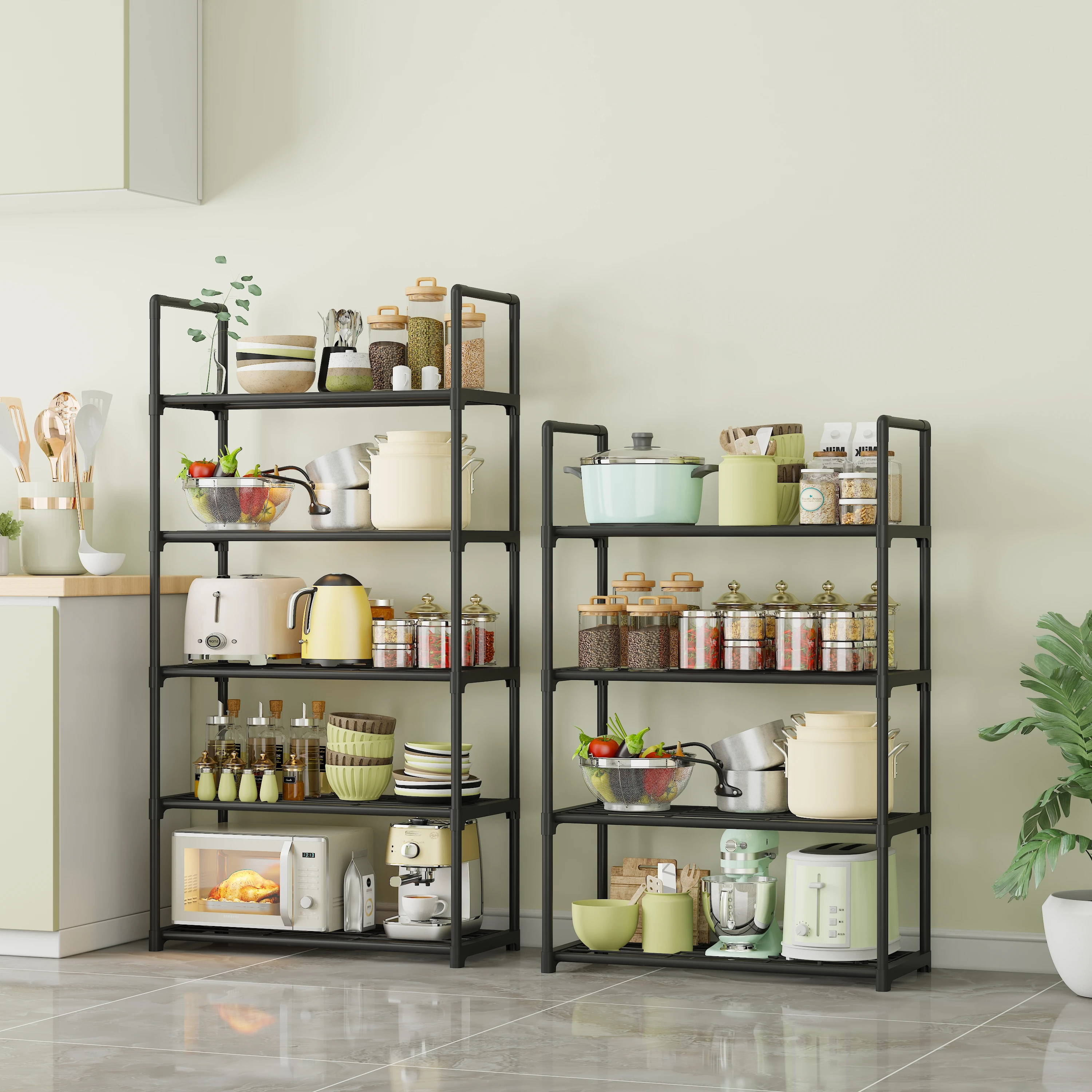 Kitchen Appliances In Store - キッチン用床置き収納ラック。冷蔵庫やキャビネットの隣の隙間に設置でき、空きスペースを有効活用して鍋、電気調理器、炊飯器、電気ケトル、パン焼き機など様々なキッチン家電を収納できます。 穀物、カトラリー、調味料ボトル、野菜などの密閉容器を保管することもでき、それらを異なるセクションに分けて整理することで、カウンタートップの散らかりを解消することができます。 トップには手すりが付いており、移動が容易です。設置が簡単で、構造は安定しておりぐらつきません。 キッチンに適しています。