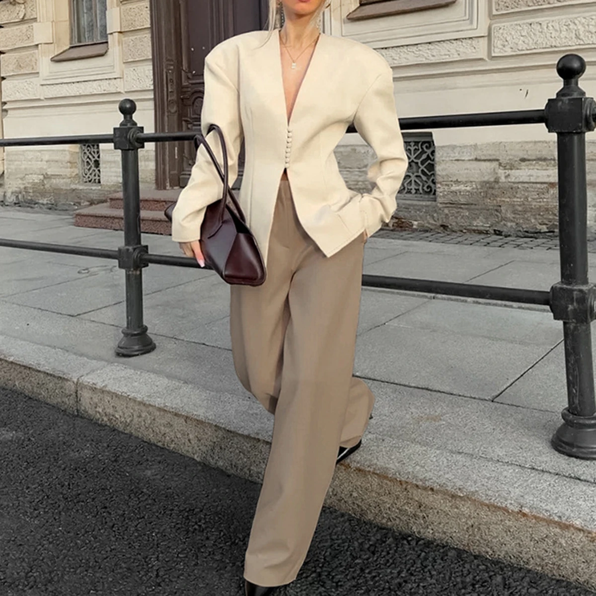 2026 Spring Autumn Slim Fit V-Neck Long Sleeve Suit Jacket For Women Trendy Street Style Apricot Casual Blazer Cardigan Jacket