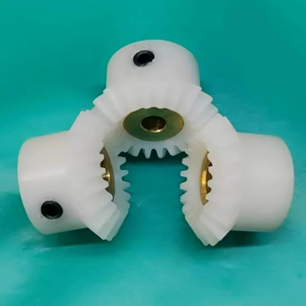 1Pcs 90 Degree 1 Module POM Bevel Gear 20 Teeth 40 Teeth White Meshing Angle Gear Bore 5/6/8/10/12mm Speed Ratio 1:2