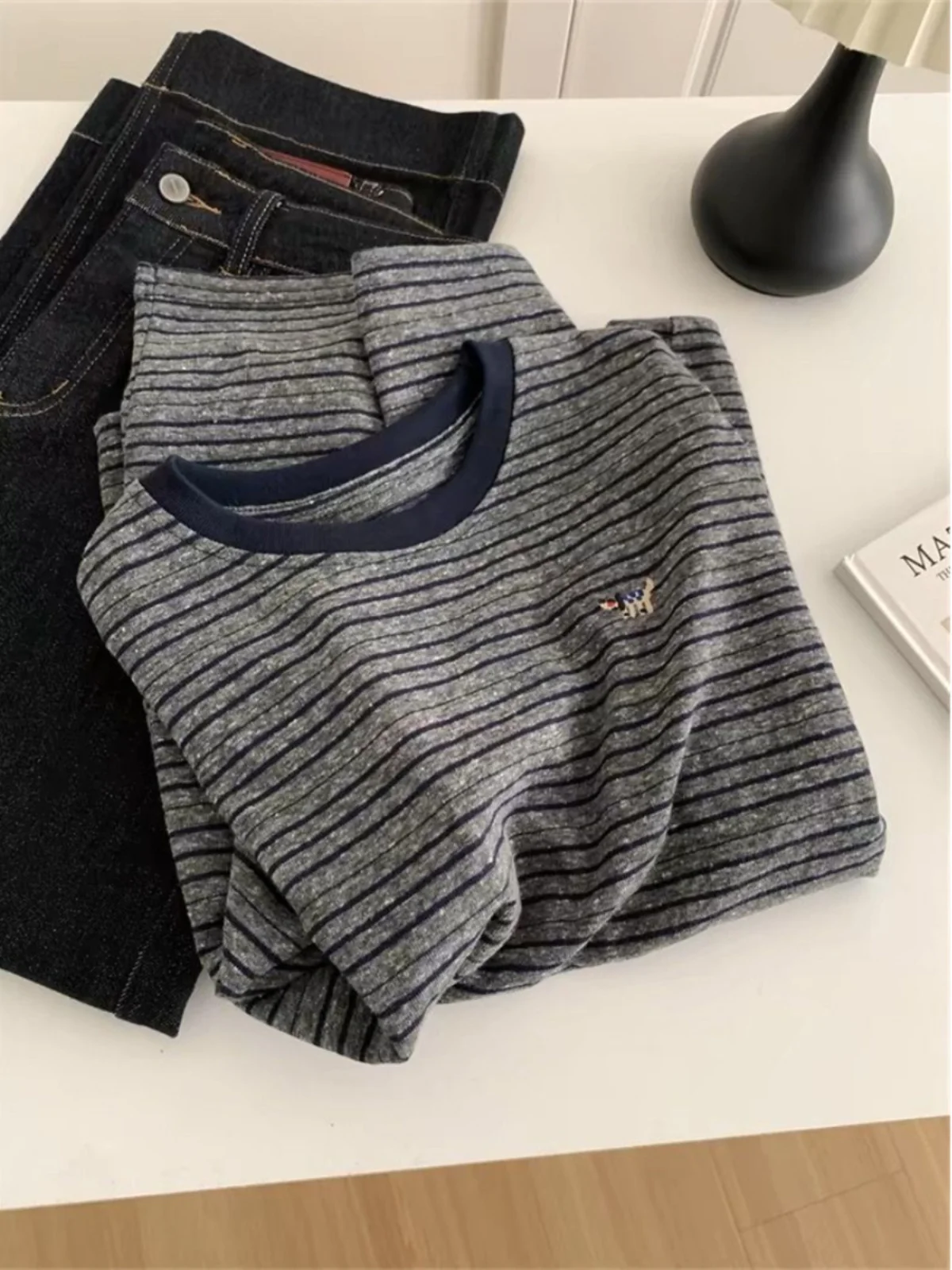 

Soft Comfortable Long Sleeve T-Shirt Women's Korean Style Dog Embroidery Striped Top Elastic Loose Fit round Neck Casual Wear