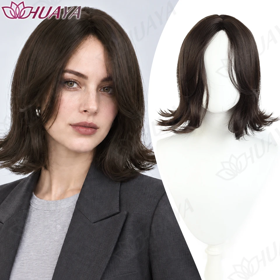 Synthetic Short Bob Wig for Women Layered Middle Part Wig with Flipped Ends Adjustable Cap Daily Party Cosplay Hairpiece