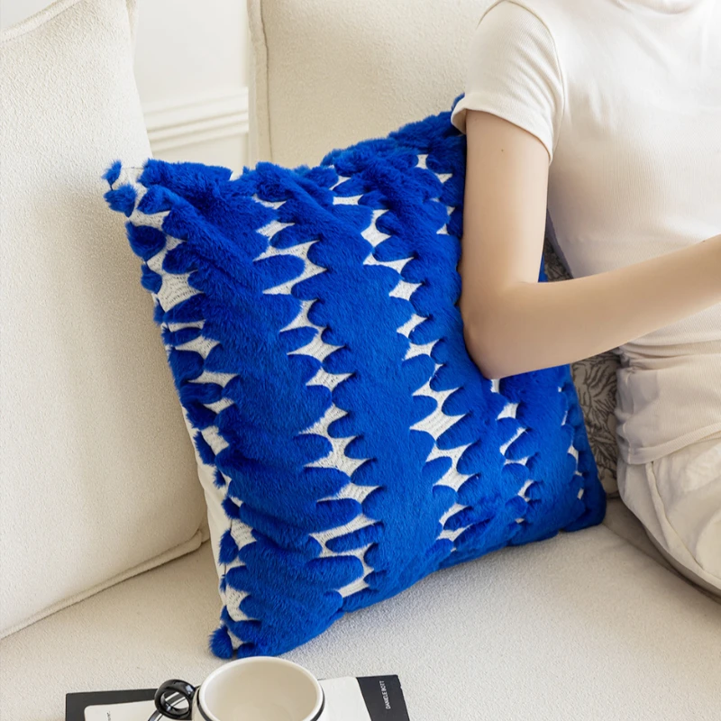 

Royal Blue Plush Cushion Cover Light Luxury Retro Pillow Covers Decorative Jacquard Embroidery Living Room Pillow Case 45*45cm