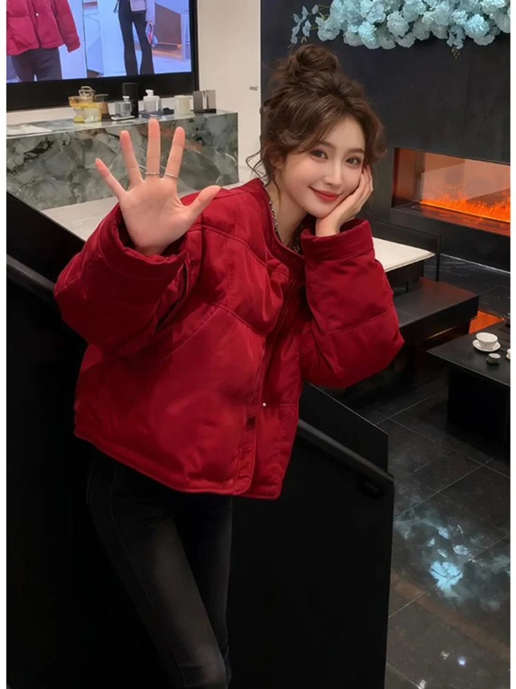 Unique Beautiful Early Winter Thick Warm Red Cotton Jacket 2026 New Style This Year's Popular Women's Fashion Short Coat