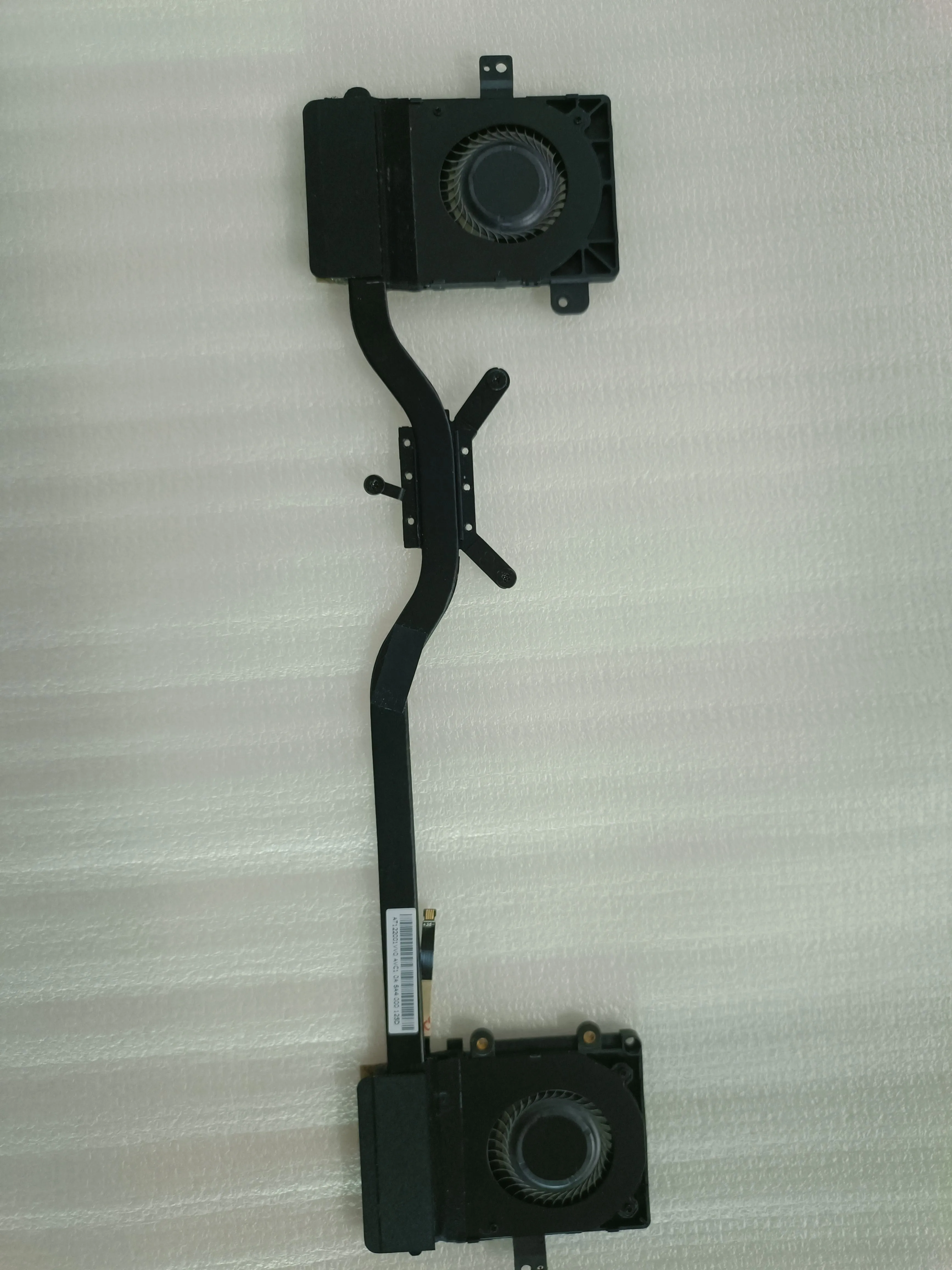 Imagem -01 - Ventilador Original da Cpu Dissipador de Calor Refrigerador para Lenovo Yoga 91013ikb Yoga Pro Laptop 5h40m35079 At122001vv0 139 em
