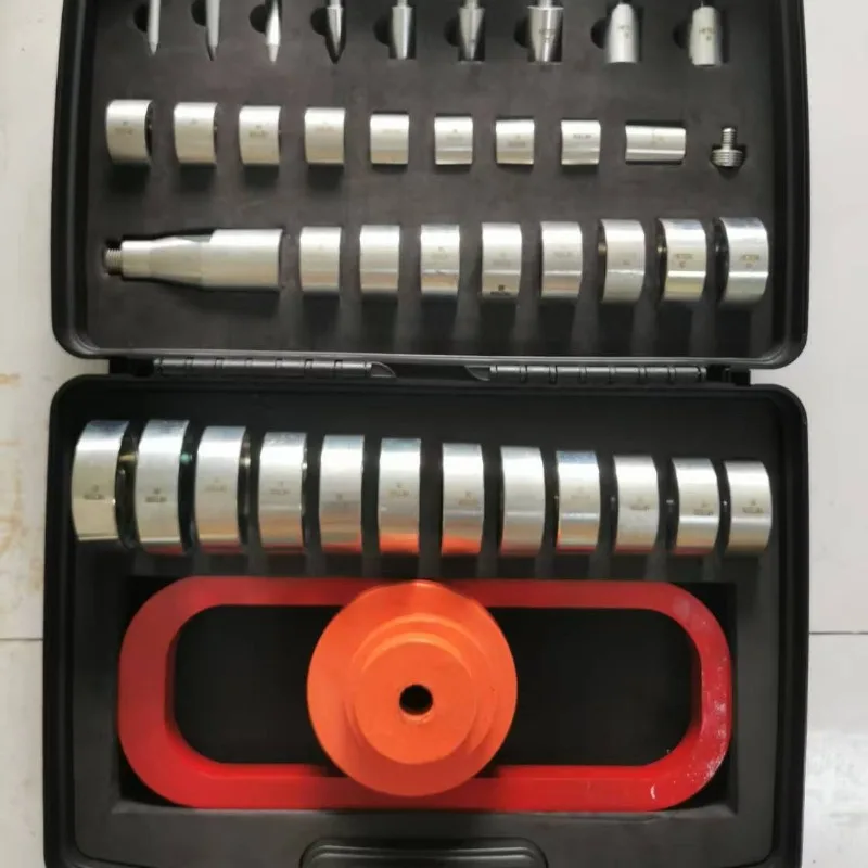 Hydraulic chassis removal tool, chassis rubber sleeve changer