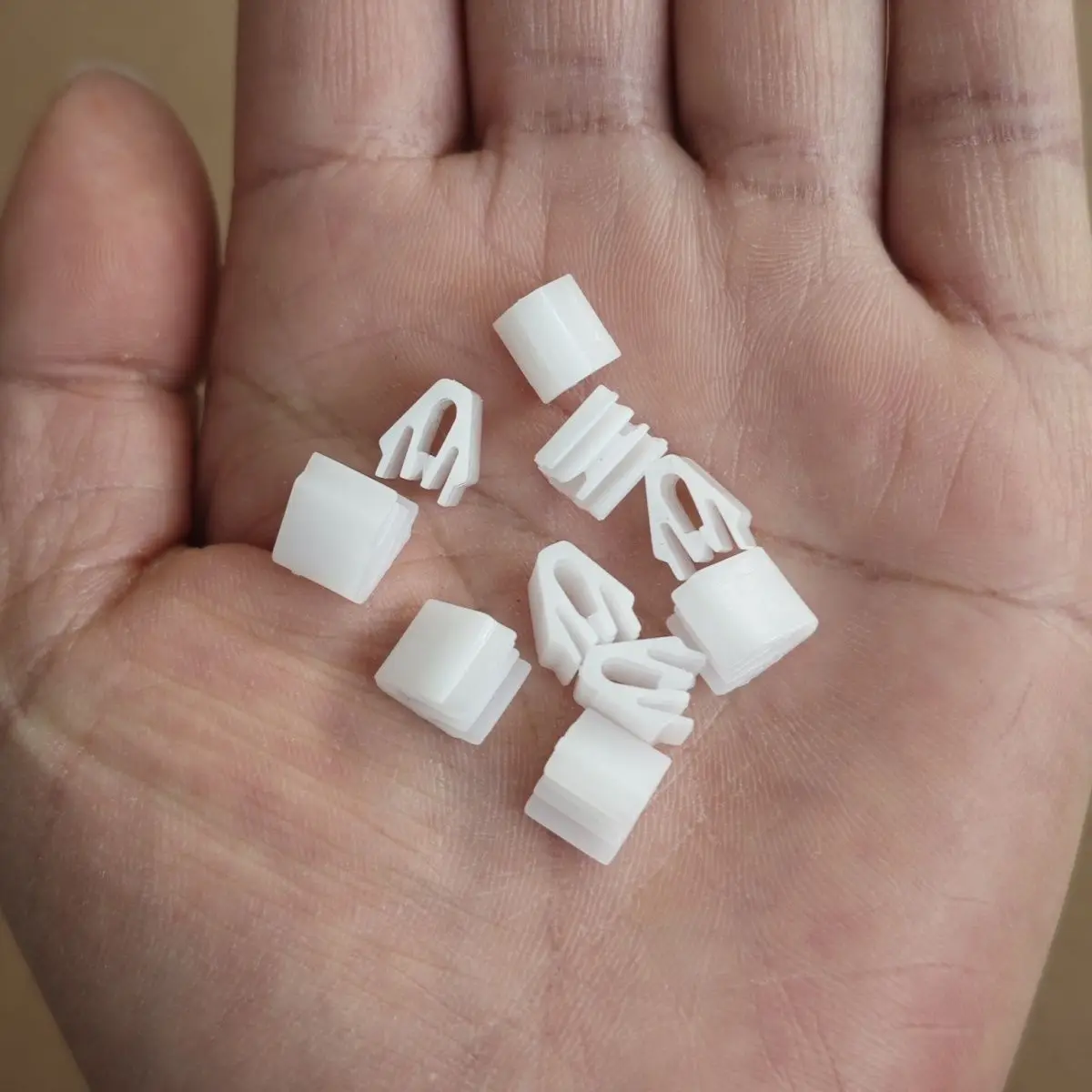 

Suitable for Tesla Model Y Model 3 front and rear threshold bead fixed buckle A pillar B pillar interior panel clip