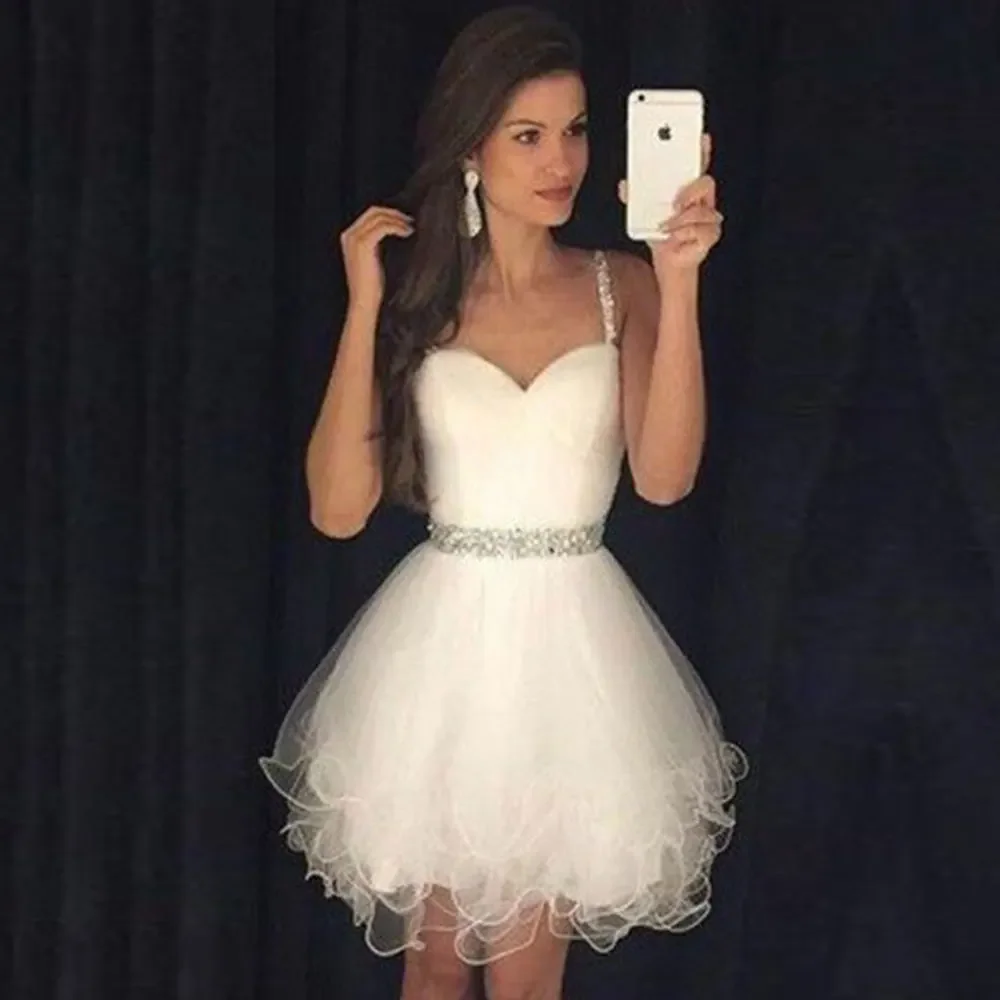 

Cocktail Dresses Organza Spaghetti Strap Sweetheart A-Line Sleeveless Beading Belt Sashes Ruffles Homecoming Gowns Customized