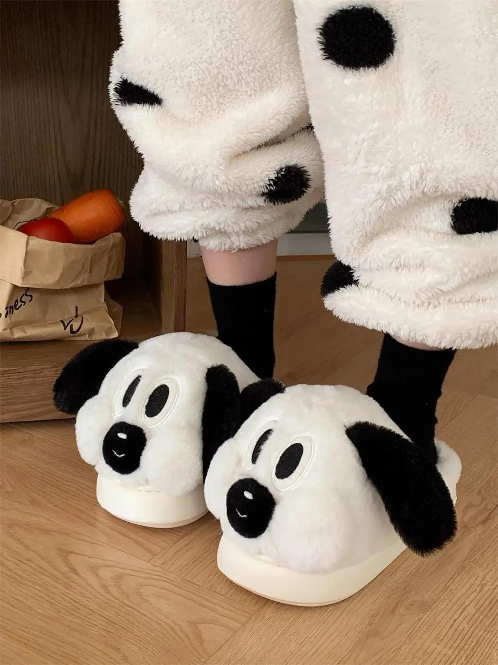 

Fun Cartoon Puppy Cotton Slippers For Men And Women Winter Couple Home Slippers Velvet Warmth Half Pack Heels