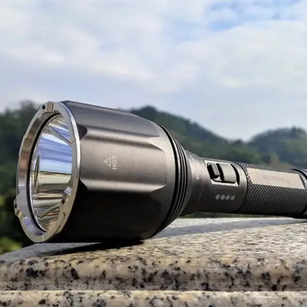 

Zc1 2023, горячая распродажа P82, одношаговый стробоскоп, 1200 люмен, сверхдальнего действия, перезаряжаемый фонарик, тактический фонарик