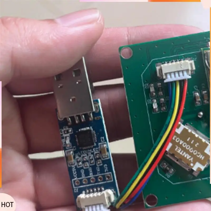 ニュース YRM100 TTL RFIDリーダーモジュール UHF ESP32インターフェースとアンテナ内蔵