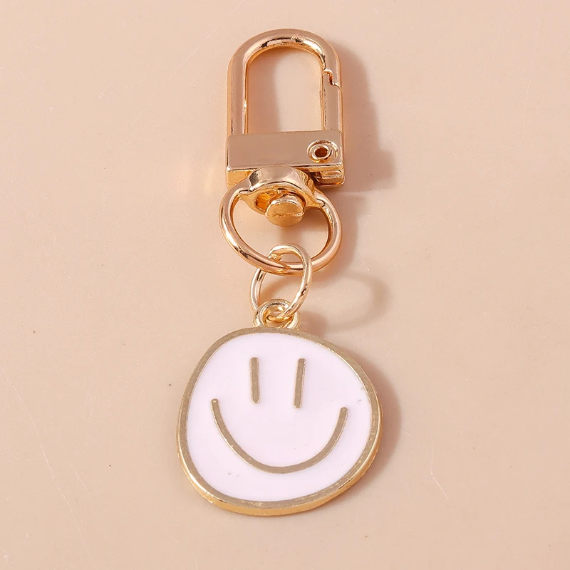 Llavero con cara sonriente para hombre y mujer, colgante de emoticono, llavero de bolso, joyería artesanal, regalos