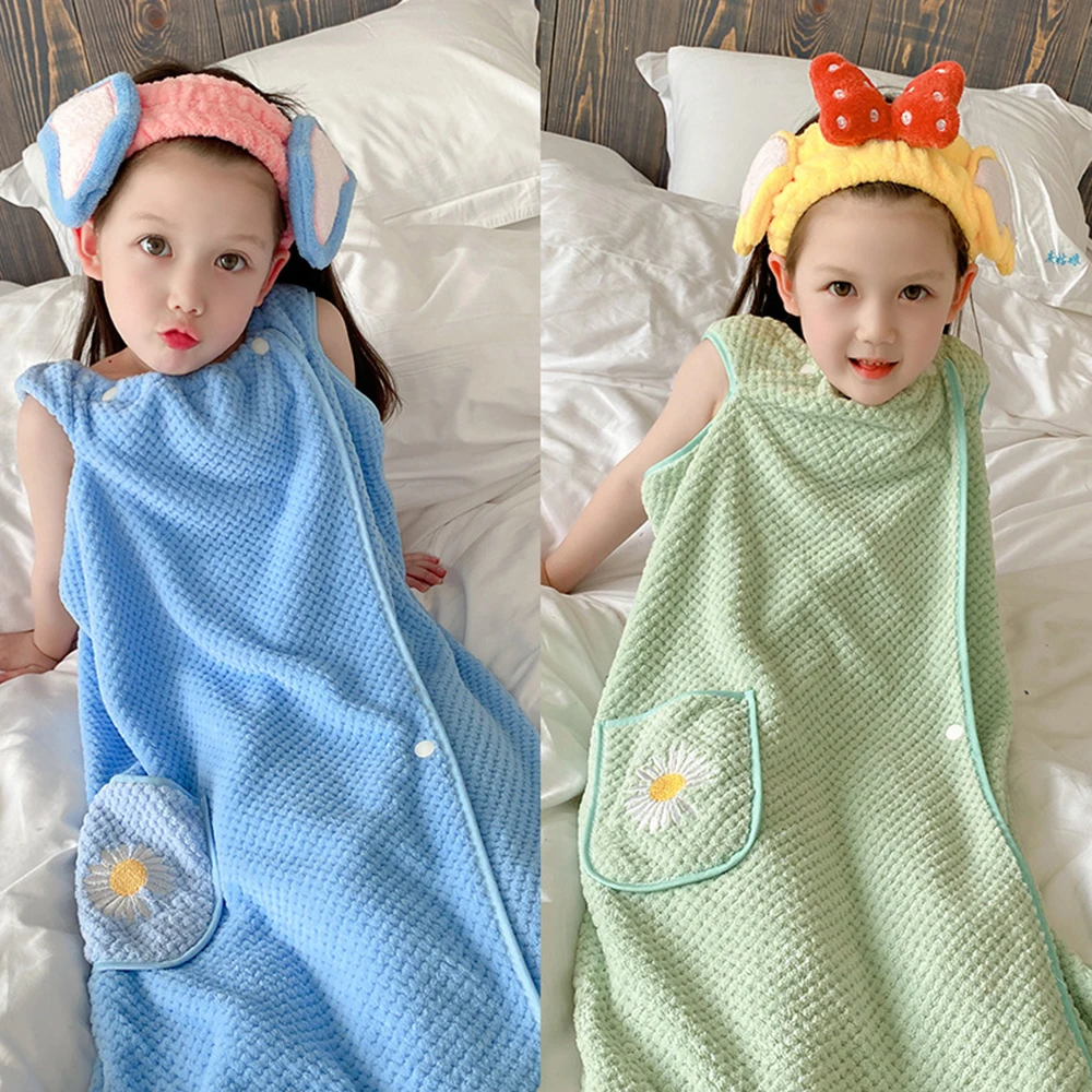 Bath Towel for Children Pineapple Lattice Absorbent Baby Wrapped Shower Skirt Bathrobe Cartoon Baby Coral Fleece Bath Towel