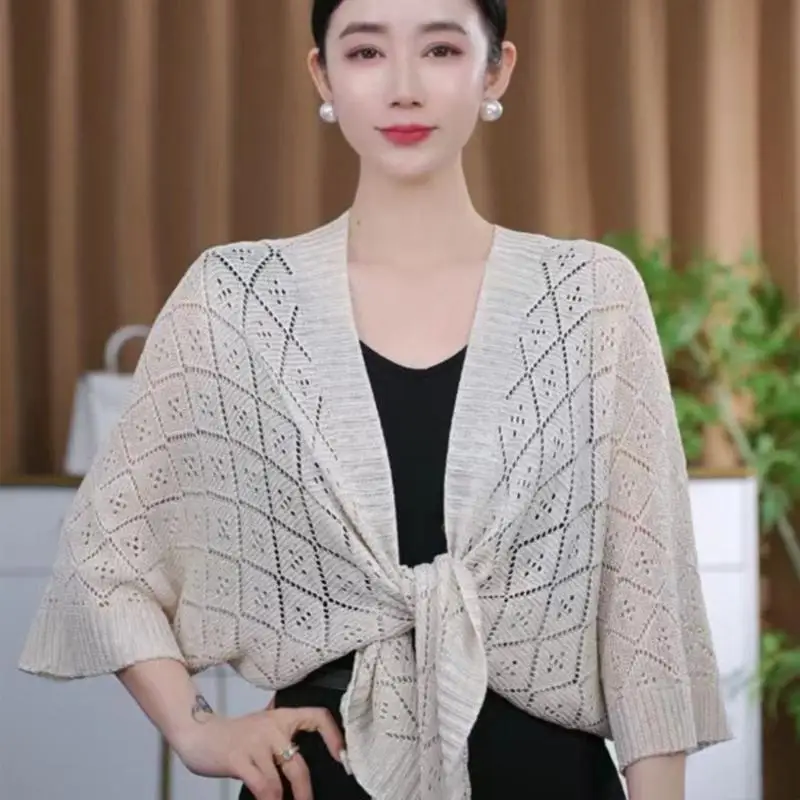 

39BB Стильная вязаная шаль с ажурным узором для женщин, обеспечивающая комфорт и элегантность в теплую погоду