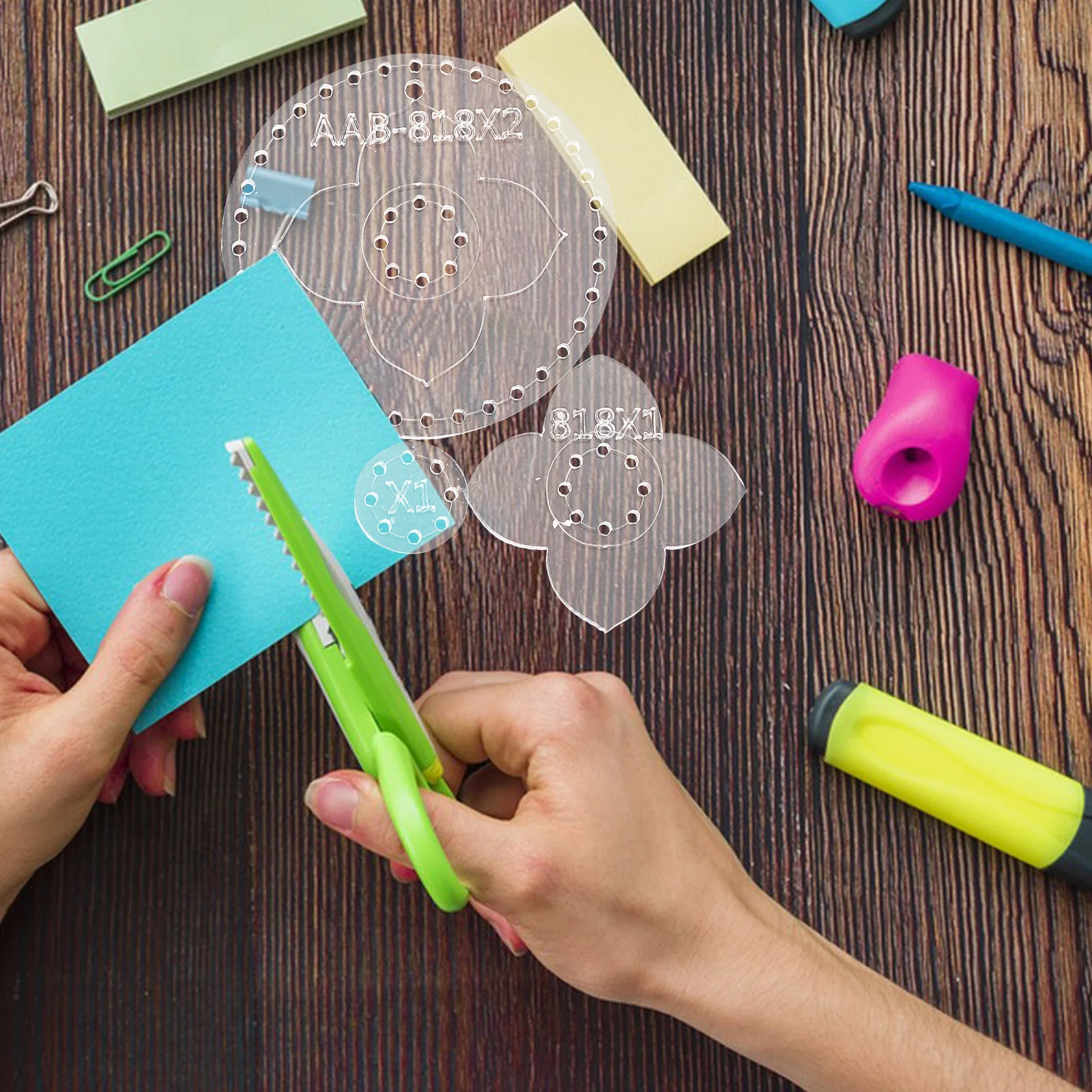 

3Pcs Acrylic Stencils for DIY Keychain Making Craft Patterns Template Reusable Portable Pendant Mini Crafts Tool