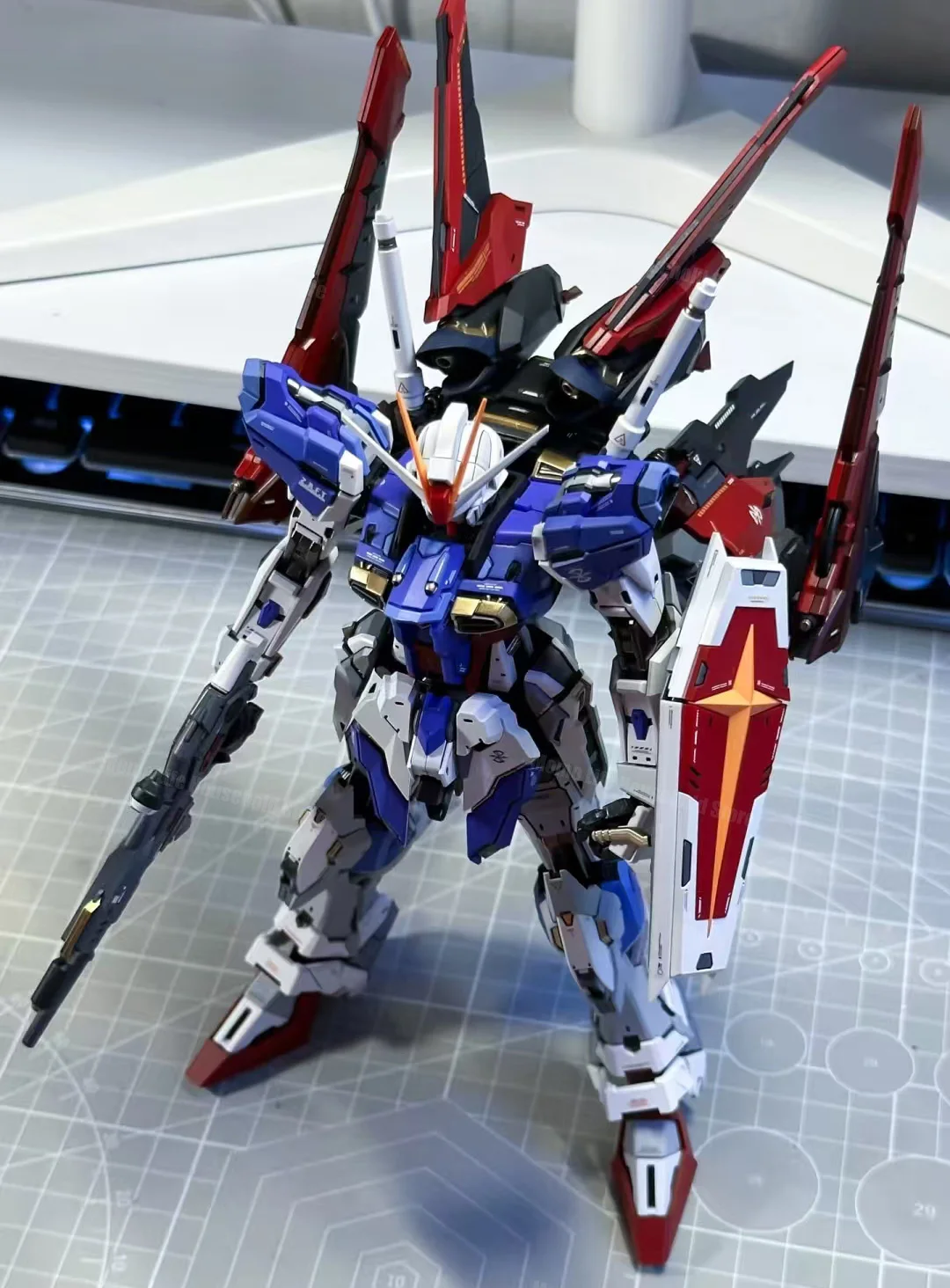 جديد EG-01A GK 1/100 MG ZGMF-X56S/α قوة دفعة النسر التجمع نموذج أطقم سبيكة الهيكل العظمي عمل الشكل روبوت البلاستيك نموذج اللعب