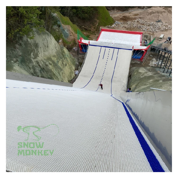 SNOW MONKEY Artificial Snow Indoor and Outdoor Dry Ski for Practicing Big air