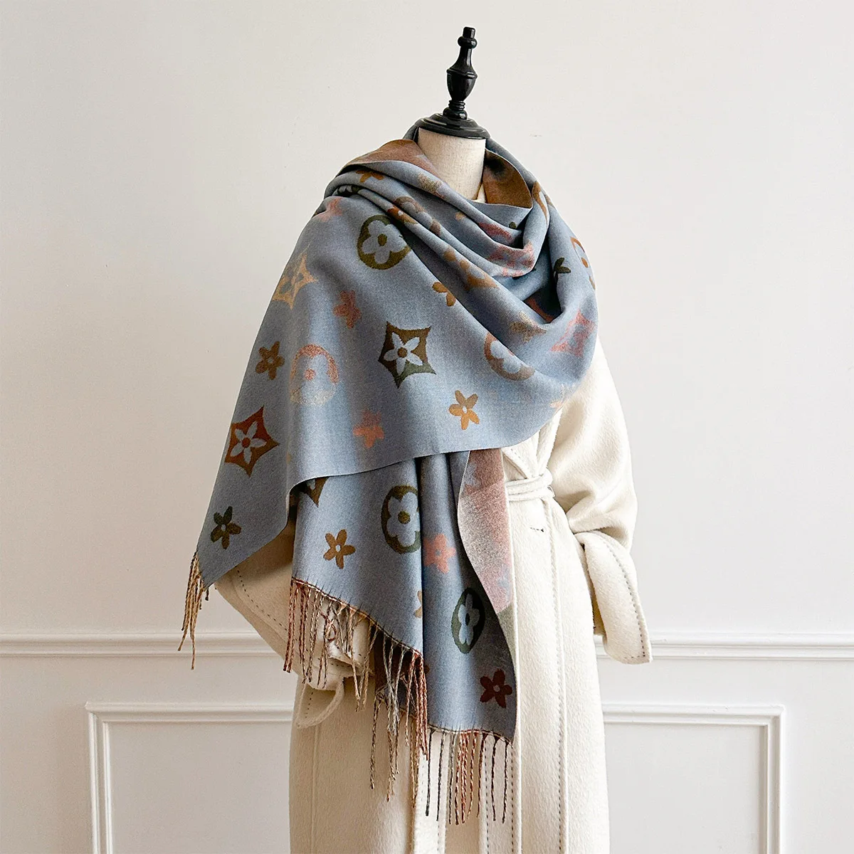 2026 New Fashion Scarf Women High-end Sense Versatile Warm Imitation Cashmere Shawl Winter Simple Floral Double-sided Wraps