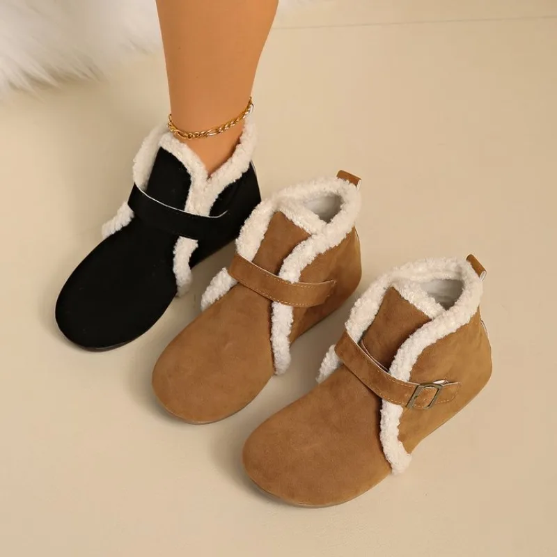 Women Winter Fleece Lined Ankle Boots Fluffy Fleece Trim Adjustable Buckle Strap Anti-Slip Flat Sole Warm Daily Casual Footwear