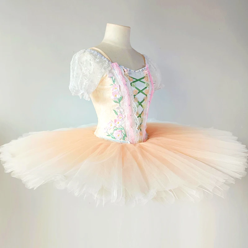 Private Custom Professional Ballet Tutu Handgefertigte Variation aus Coppelia Stage Performance