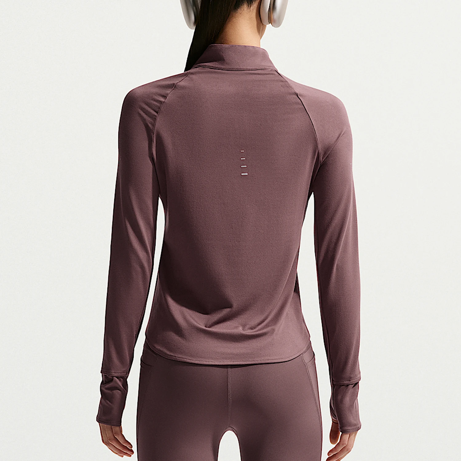 Nike genuine Swift Dri-FIT Women's Sun Protection Running Long Sleeve T-Shirt HQ0500-502