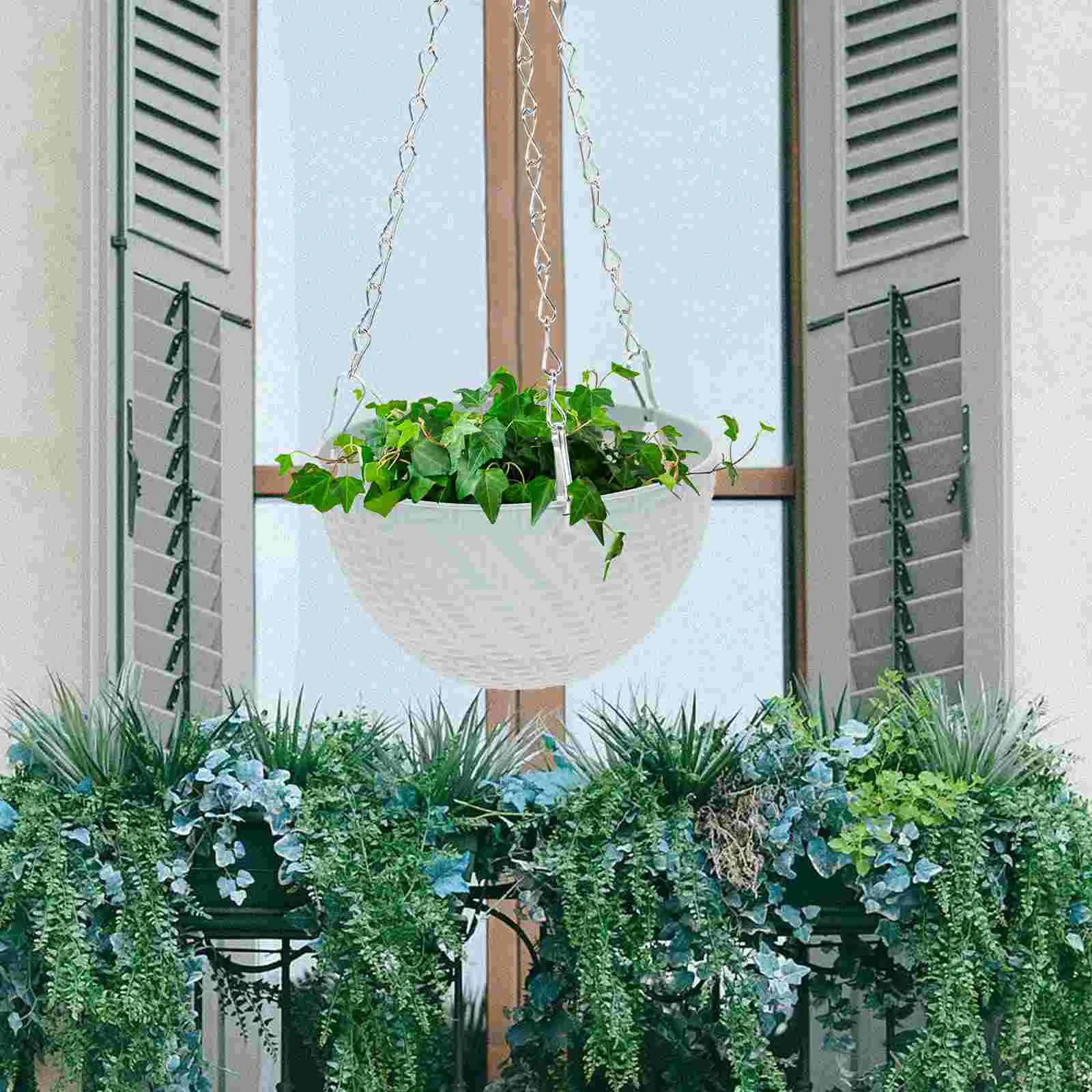 Premium Plastic Hanging Planter Basket Durable Metal Chain Plant Holder Decor Hanging Flower Pots Hanging