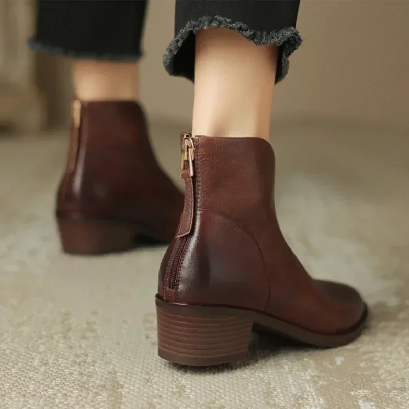 Kobiety Pointy Brown Ankle Boots High Heels Shoes Woman Vintage Chelsea Boots Autumn PU Leather Femme Mid-heel Stubby Ankle Boots