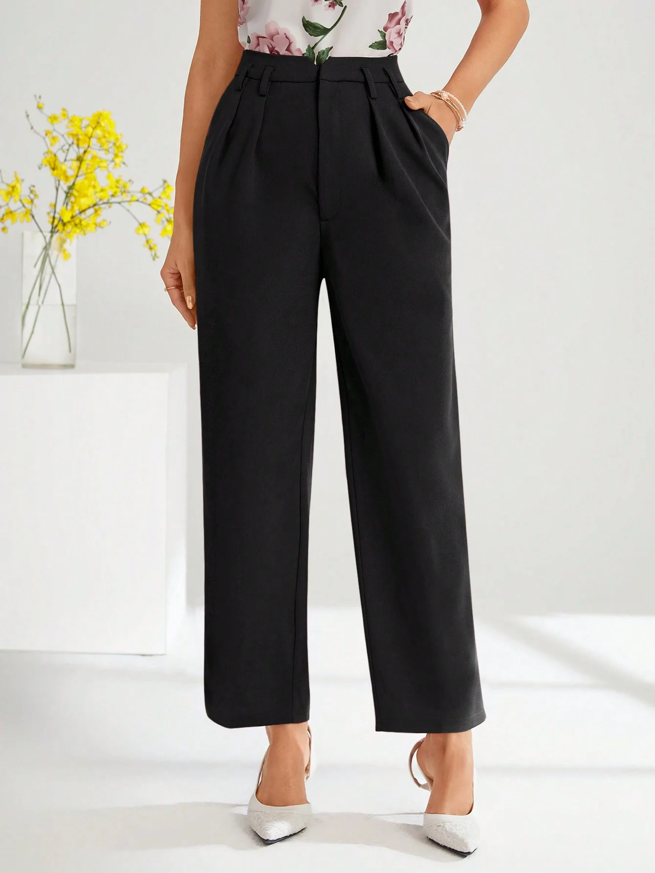 Womens Black High Waist Straight Leg Pants Pleated Pockets Detail Cropped Length Suit Pants Casual Office Spring Summer Trousers - view 3