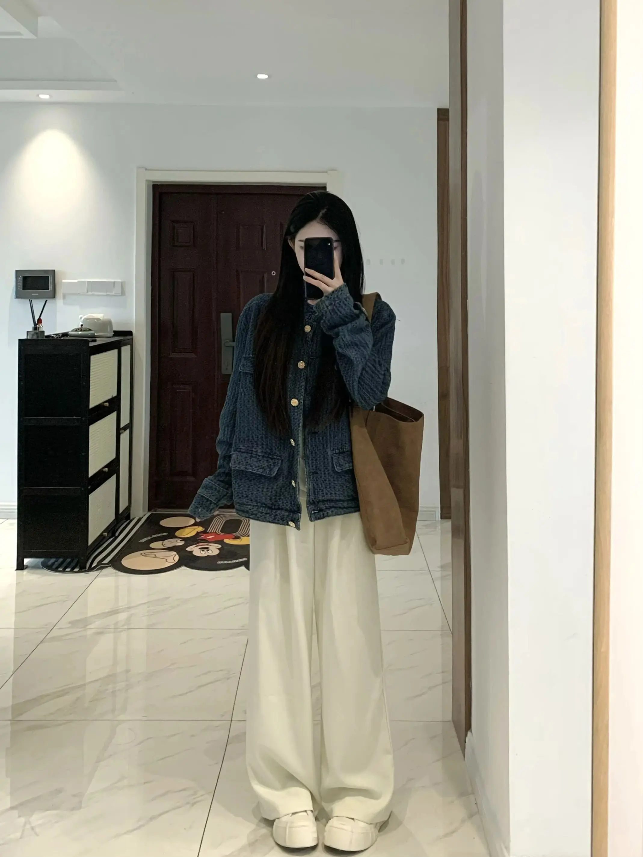 

Синий корейский джинсовый жакет для женщин с воротником-стойкой, осенне-зимний, модный, в стиле французского ветра, с открытыми рукавами...