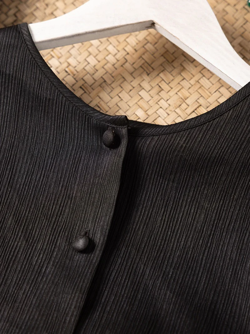 Black Single Breasted New Chinese Round Neck 100% Natural Mulberry Silk Gambiered Guangdong Gauze Women's Fashionable Jacket