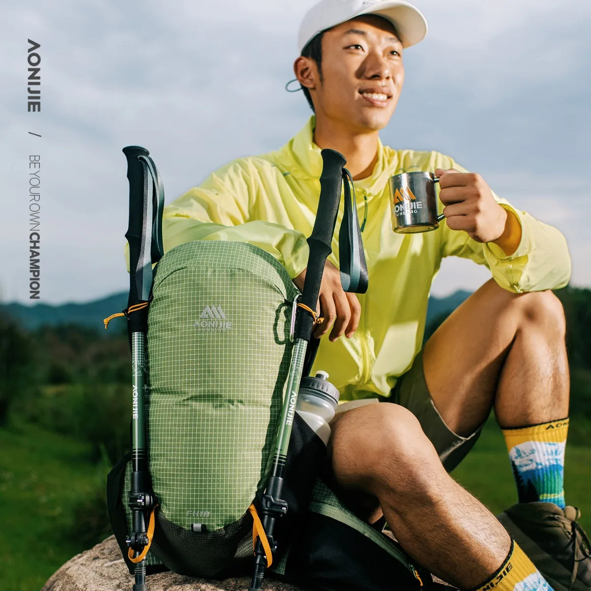 AONIJIE FH2518 جديد 18L سعة كبيرة المهنية درب الجري على ظهره لركوب الدراجات في الهواء الطلق مناسبة المشي لمسافات طويلة تسلق الجبال