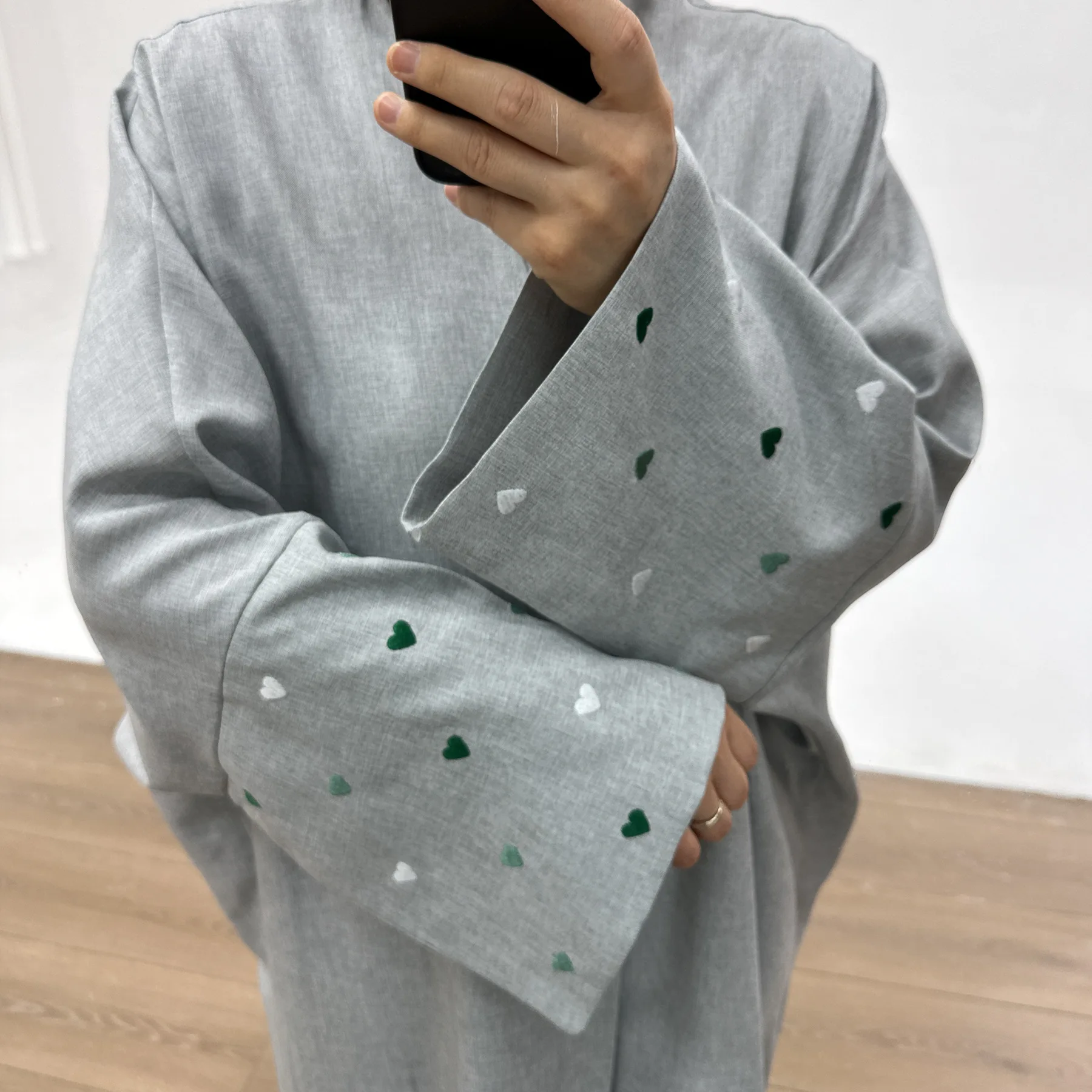 Heart Embroidery Open Abaya 2025 Kimono Coat Muslim Women Dress Islamic Modest Clothing Ramadan Eid Cardigan Kaftan Dubai Robe